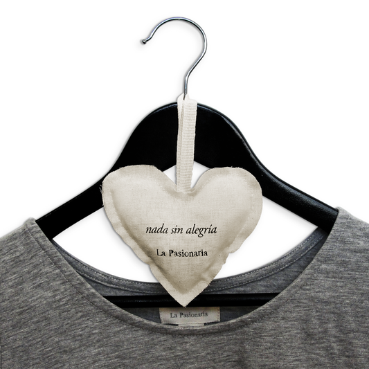 WHITE FLOWERS - HANGING SCENTED HEART